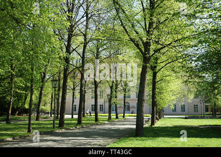 Schloss Schönhausen (deutsch: Schloss Schönhausen) ist ein Barockschloss in Niederschönhausen, im Bezirk Pankow, Berlin, Deutschland. Stockfoto