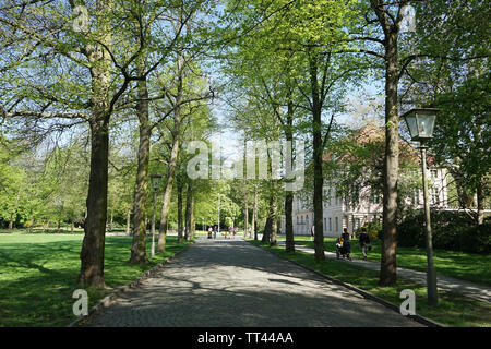 Schloss Schönhausen (deutsch: Schloss Schönhausen) ist ein Barockschloss in Niederschönhausen, im Bezirk Pankow, Berlin, Deutschland. Stockfoto