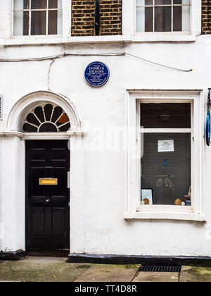 Charles Dickens House in der Cleveland Street Central London - Dickens lebte hier als junger Mann, zwischen 1815-16 und 1828-31. Stockfoto