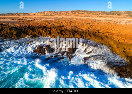 Luftaufnahme der Quobba Küste im Nordwesten von Australien. Stockfoto