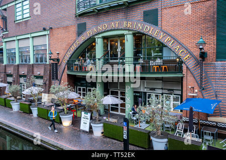 Krug & Piano Bar, in Birmingham Canal, alte Linie, Birmingham, England Stockfoto