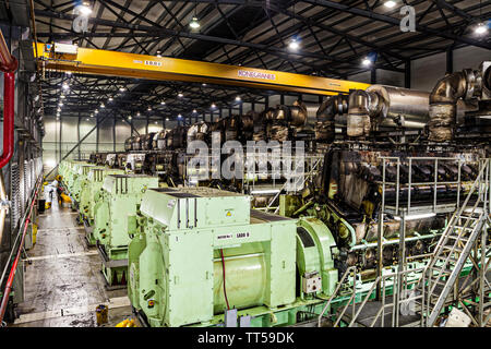 Maschinen für die Stromerzeugung im Bahia Las Minas Wärmekraftwerk. Colon, Panama. Stockfoto