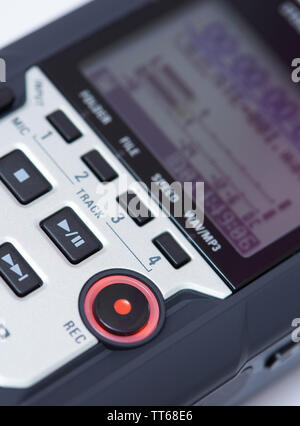 Audio digital Recorder Nähe zu sehen. Rec und Play Pause-Tasten Stockfoto