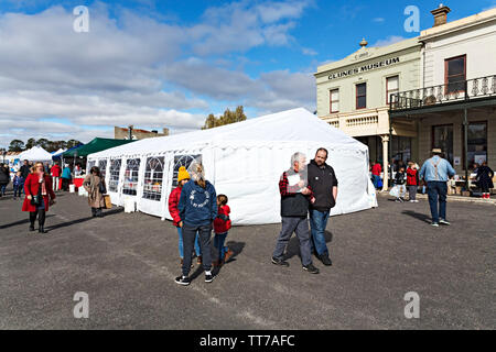 Clunes Booktown Festival in den 1850er Gold mining Stadt Clunes in Victoria, Australien. Stockfoto