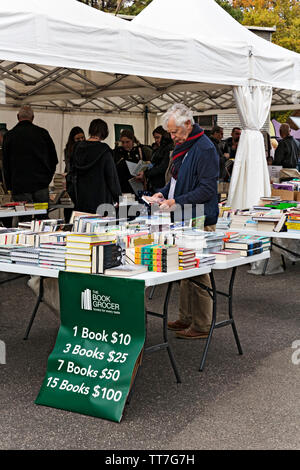 Clunes Booktown Festival in den 1850er Gold mining Stadt Clunes in Victoria, Australien. Stockfoto