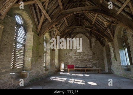 In der Halle auf stokesay Schloss, Craven Arms, Shropshire, England. Beeindruckende Dach aus Holz hölzern. Stockfoto