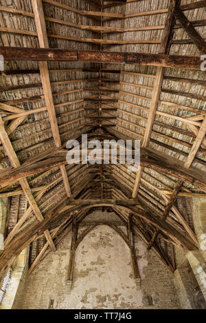 In der Halle auf stokesay Schloss, Craven Arms, Shropshire, England. Beeindruckende Dach aus Holz hölzern. Stockfoto