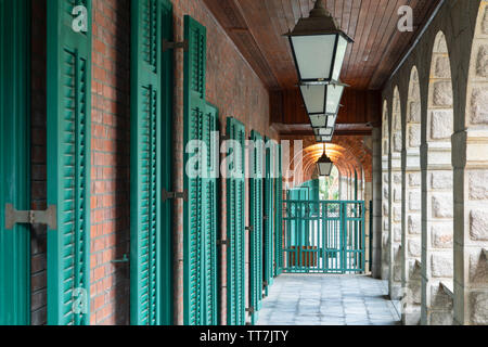 Fassade der Alten psychiatrischen Klinik, Sai Ying Pun, Hong Kong Island, Hong Kong Stockfoto