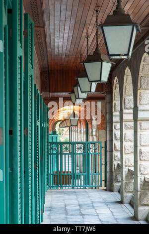 Fassade der Alten psychiatrischen Klinik, Sai Ying Pun, Hong Kong Island, Hong Kong Stockfoto