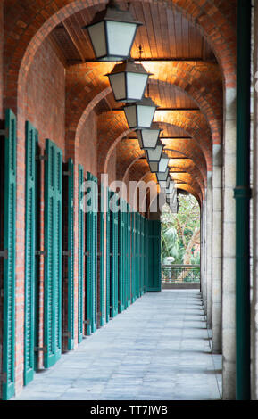 Fassade der Alten psychiatrischen Klinik, Sai Ying Pun, Hong Kong Island, Hong Kong Stockfoto