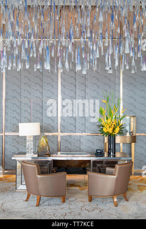 Lobby des Ritz Carlton Hotel in International Commerce Centre (ICC), Kowloon, Hong Kong Stockfoto