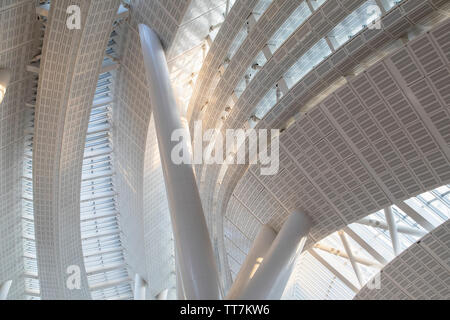 Innenraum von West Kowloon High Speed Rail Station, West Kowloon, Hong Kong Stockfoto