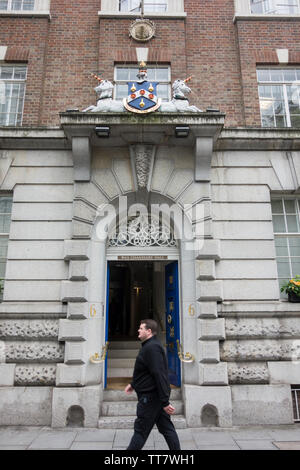 Äußere der Worshipful Company von Wachs Chandlers, Gresham Street. London, EC2, UK Stockfoto