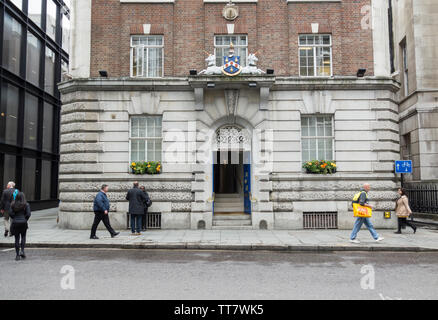 Äußere der Worshipful Company von Wachs Chandlers, Gresham Street. London, EC2, UK Stockfoto