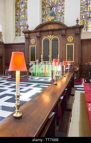 Das retabel in St. Vedast alias fördern eine Wren barocke Kirche auf Lane Foster, City of London, EC2, UK Stockfoto