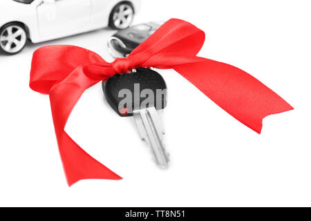 Autoschlüssel mit roten Geschenk bow-Konzept der neuen Auto Geschenk  Stockfotografie - Alamy