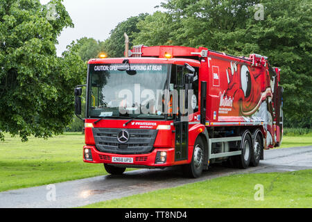 Mercedes Biffa Abfälle esser Müll Müllabfuhr Fahrzeug Stockfoto