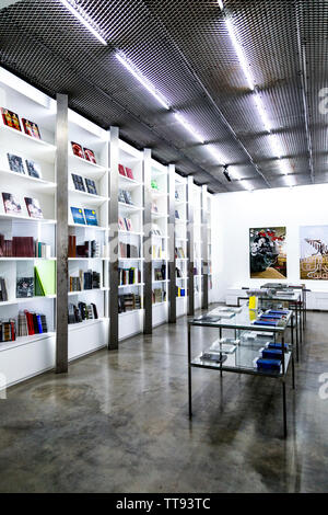 Buchhandlung im White Cube Bermondsey Gallery, London, UK Stockfoto