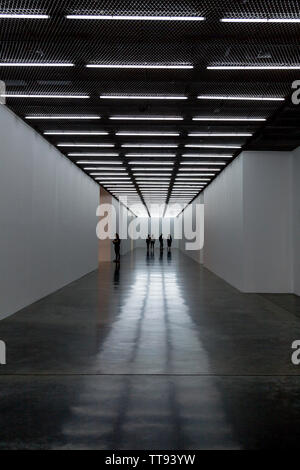 Innenraum des White Cube Bermondsey Gallery, London, UK Stockfoto