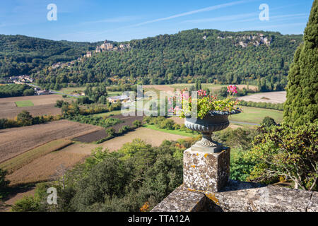 Blick auf das berühmte Tal der Dordogne Perigord Region in Frankreich Stockfoto