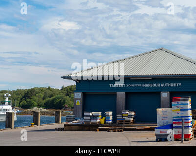 Tarbert Hafenbehörde, Argyll, Schottland Stockfoto