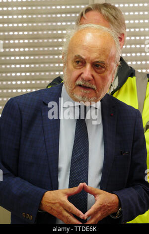 Pressekonferenz auf der Strecke Lyon-Turin (TAV) High-speed Railway tunnel Baustelle, La Porte Saint-Martin, Savoie, Auvergne-Rh ône-Alpes, Frankreich Stockfoto