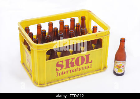 Skol Bier Kiste Stockfoto