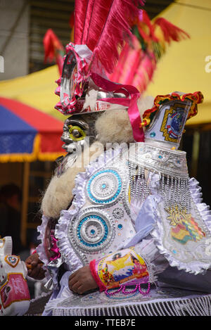 Maskierte Tänzer im Gran Poder Festival, La Paz, Bolivien Stockfoto