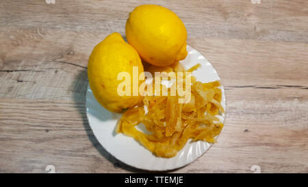 Zitronat mit Zitrone Obst, einem leckeren süßen Snacks. Hausgemachte italienische Küche Stockfoto