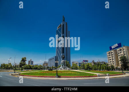 Santiago, Chile - Dec 29, 2018: Plaza Baquedano im Zentrum von Santiego, Chile. Stockfoto