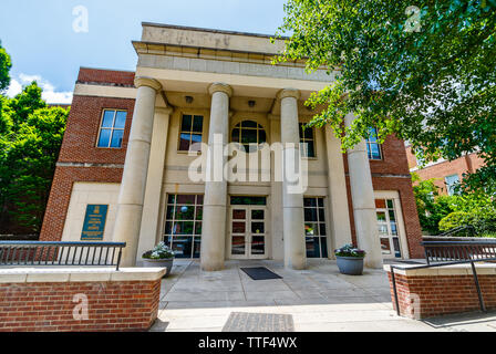 ATHENS, GA, USA - Mai 3: Sanford Halle am 3. Mai 2019 an der Universität von Georgia Terry College in Athens, Georgia. Stockfoto