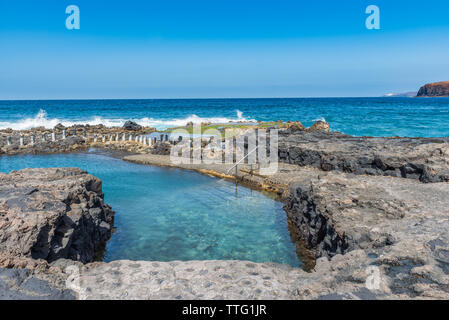 Natürlichen pool Las Salinas de Agaete Puerto de Las Nieves, Gran Canaria, Spanien. Kopieren Sie Platz für Text. Stockfoto