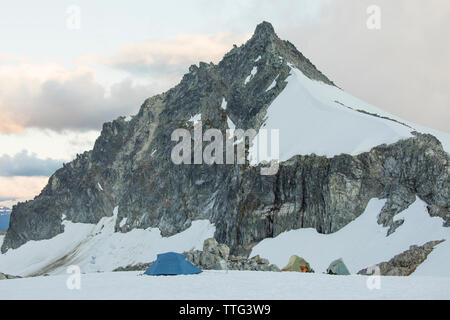 Drei Zelte bis unten Cypress Peak, British Columbia. Stockfoto