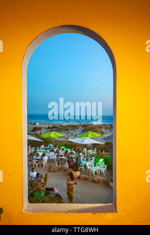 La Ballena Verde Bar Chiringuito. Zahara de los Atunes. Barbate Gemeinde. Costa de la Luz. Cadiz Provinz. Andalusien. Andalusien. Spanien Stockfoto