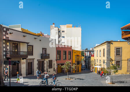 LAS PALMAS DE GRAN CANARIA, SPANIEN - 10. MÄRZ 2019: Blick auf die Stadt. Kopieren Sie Platz für Text. Stockfoto