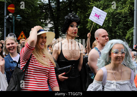 Helsinki Pride Parade auf Esplanadi in Helsinki, Finnland Stockfoto