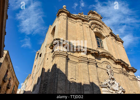 Fassade der Kirche des heiligen Namens Jesu (Chiesa del Gesù) in Bari, Italien Stockfoto