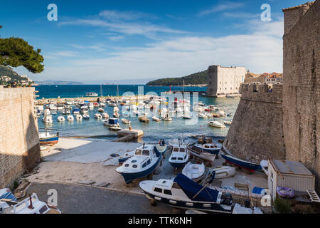 03. Mai 2019, Dubrovnik, Kroatien. Alte Stadt Port. Stockfoto