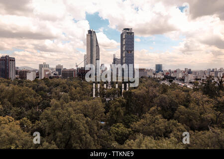 Der Blick auf die berühmteste Straße in Mexiko. Stockfoto