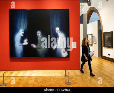 Malerei drei Onkologen von Ken Currie bei Scottish National Portrait Gallery in Edinburgh, Schottland, Großbritannien Stockfoto