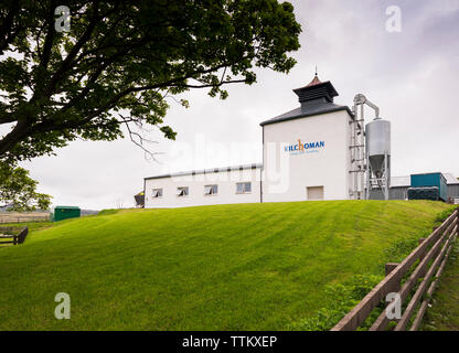 Anzeigen von kilchoman Bauernhof Brennerei auf der Insel Islay im Inneren Hebriden von Schottland, Großbritannien Stockfoto