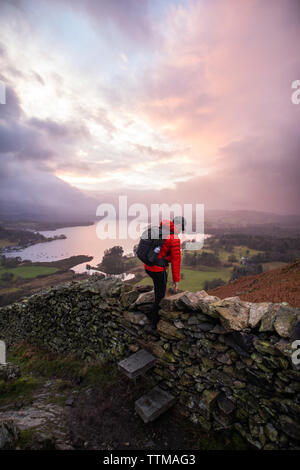 Sonnenaufgang über Windermere Stockfoto
