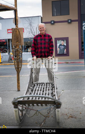 USA, Alaska, Anchorage, Iditarod Musher, Rod Perry, der in der ersten Iditarod, das Iditarod gelaufen ist einer der weltgrößten Schlitten-hunderennen Stockfoto