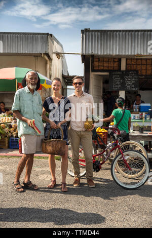 BELIZE, Punta Gorda, Toledo, Gäste Belcampo Belize Lodge und Jungle Farm übernachten, können auf dem lokalen Markt in Punta Gorda frisches Gemüse zu erhalten Stockfoto