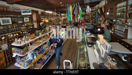 UNITED STATES - August 1, 2016: von Loudoun charmantesten General Stores. Wenn ihr unterwegs in westlichen Loudoun müssen Sie diese ländliche Edelsteine zum Hinzufügen Stockfoto