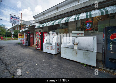 UNITED STATES - August 1, 2016: von Loudoun charmantesten General Stores. Wenn ihr unterwegs in westlichen Loudoun müssen Sie diese ländliche Edelsteine zum Hinzufügen Stockfoto