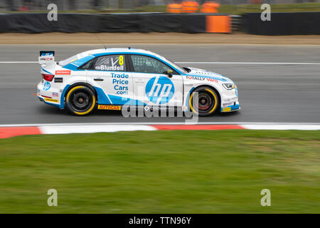 Audi S3 am Anschluss, British Touring Car Championship (BTCC), Brands Hatch, erstes Rennen der Saison, April 2019 Stockfoto