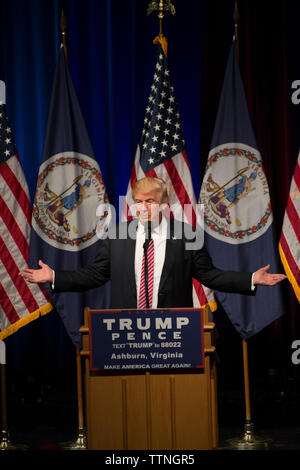 UNITED STATES - August 2, 2016: Donald J. Trumpf, die republikanischen Kandidaten für das Amt des Präsidenten der Vereinigten Staaten, macht eine Aussage zu einem Kampagne appearan Stockfoto