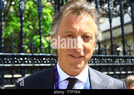 TOM NEWTON DUNN. TIMES RADIOMODERATOR UND POLITISCHER JOURNALIST. Stockfoto