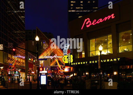 Fourth Street Live! Ein Louisville, Kentucky Dining und Entertainment Ziel auf dem berühmten Bourbon. Stockfoto